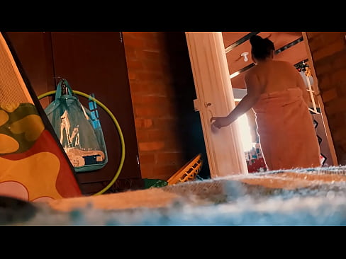 ❤️ Strýc mě sleduje do sprchy, šuká mě, zatímco se sprchuju. Porno video u porna cs.porno-flix.ru ☑